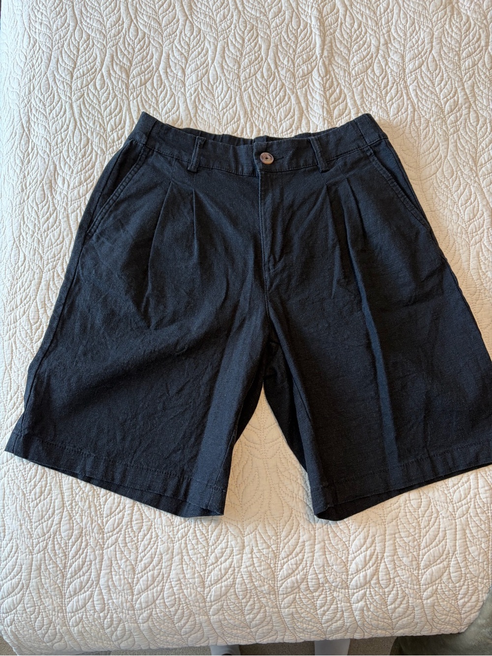 Denver Hayes Black Flat Front Pleated Casual Shorts